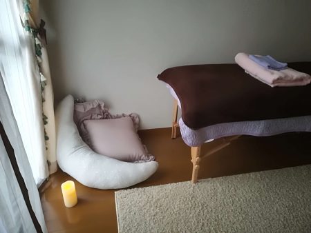 ヒーリング用ベッドの写真